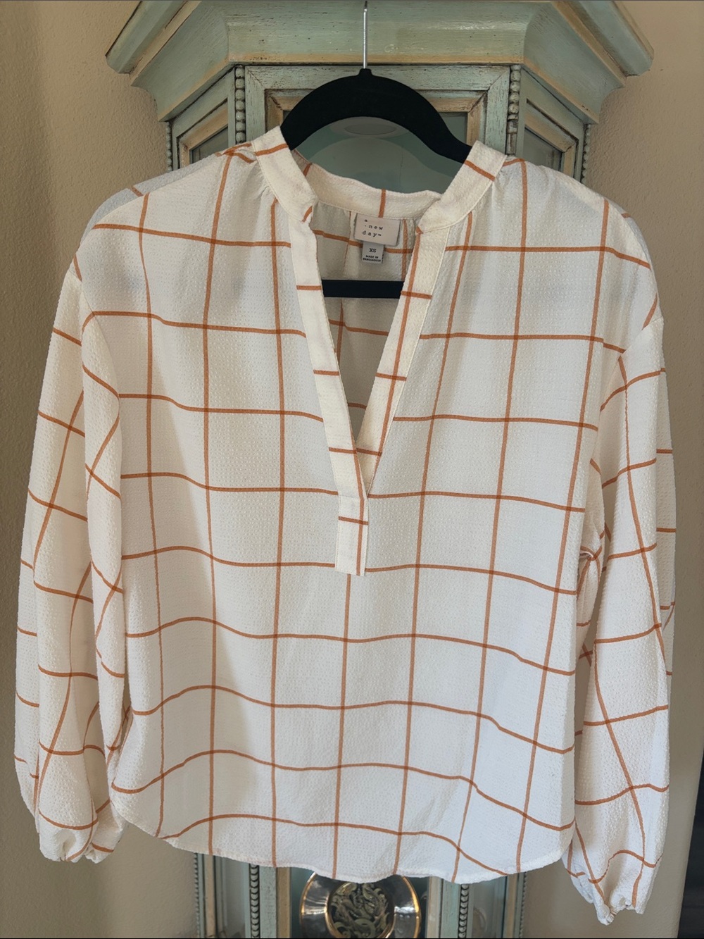 Windowpanes Grid Split-Neck Blouse